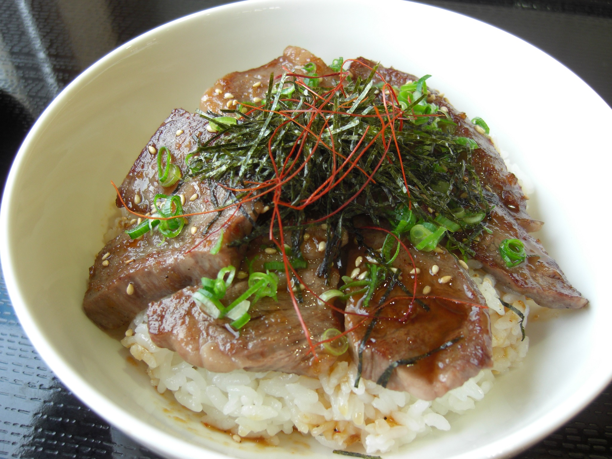 石見和牛カルビ丼